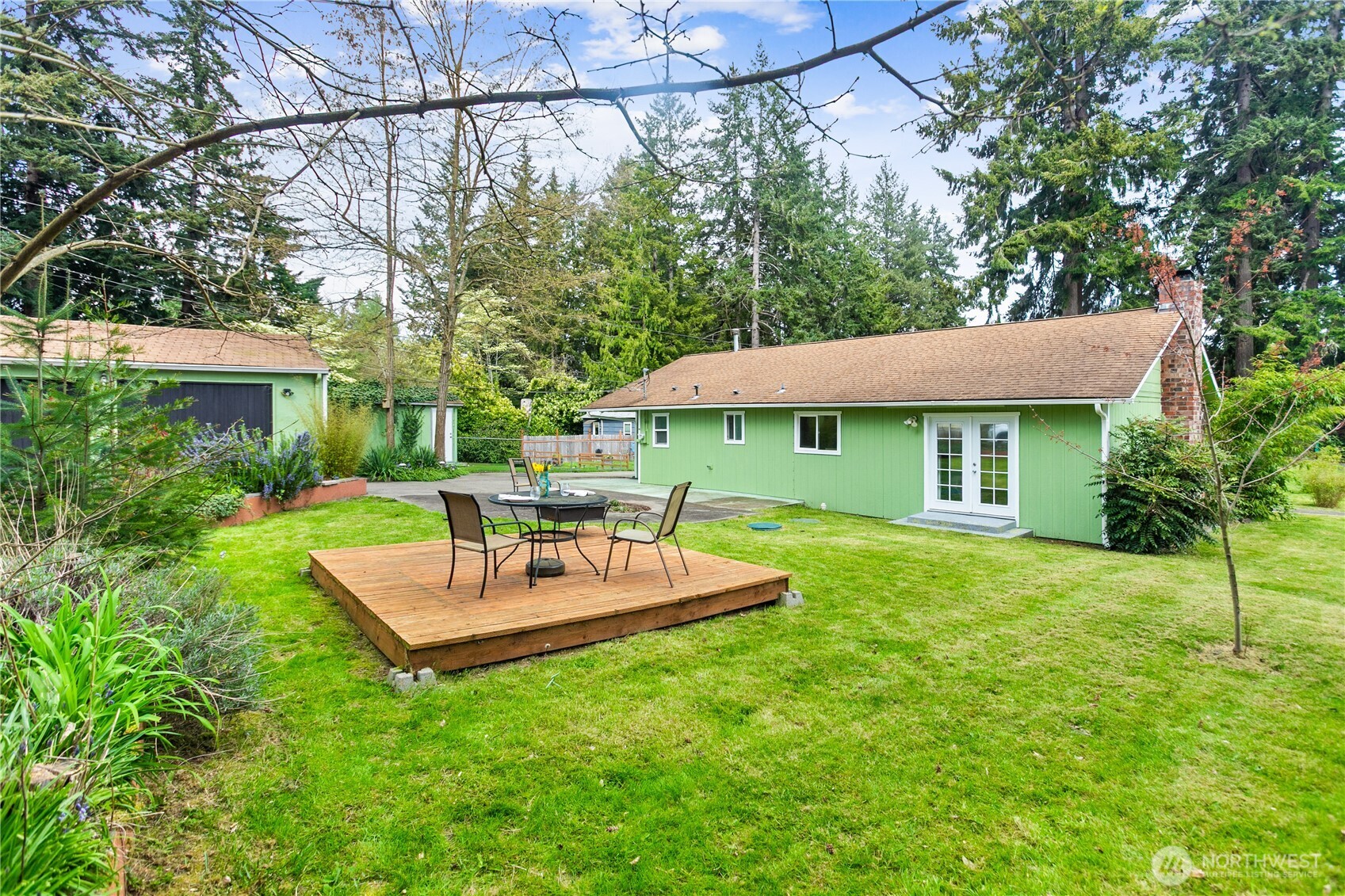 2457 Rocky Point Road Northwest Bremerton, WA 98312 - Photo 27 of 31