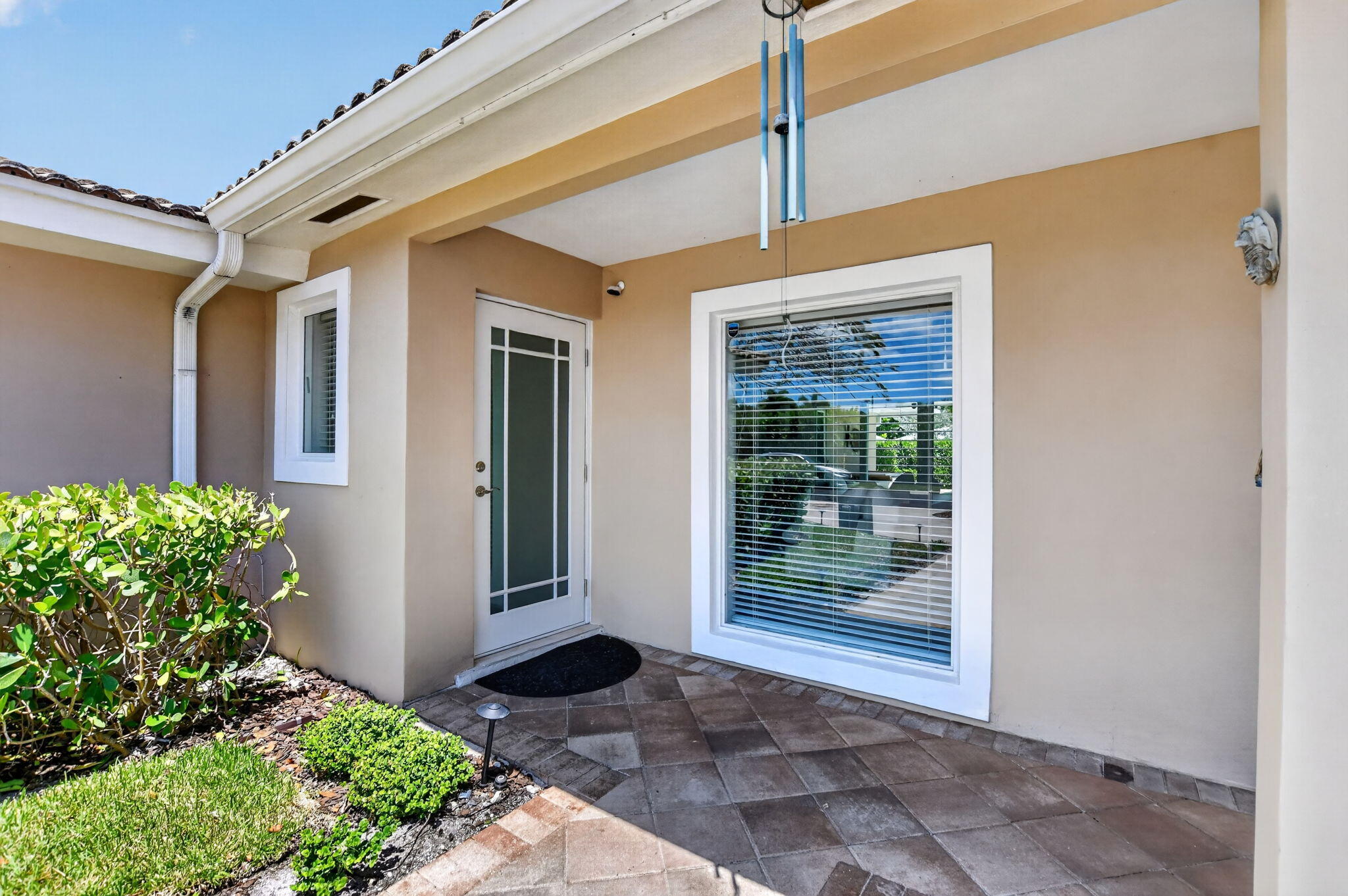 424 Southwest 7th Way Boca Raton, FL 33486 - Photo 6 of 70 6-web-or-mls-DSC_8337