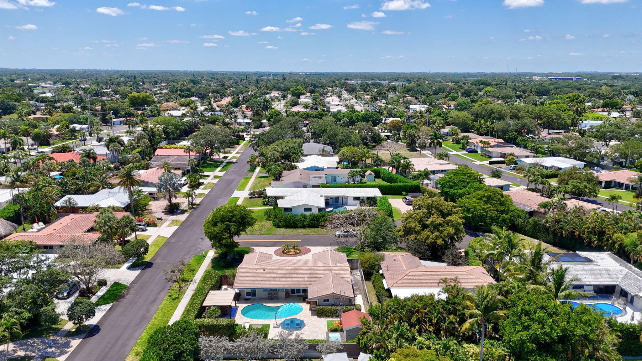 424 Southwest 7th Way Boca Raton, FL 33486 - Photo 66 of 70 66-web-or-mls-DJI_20260502014842_0647_D_