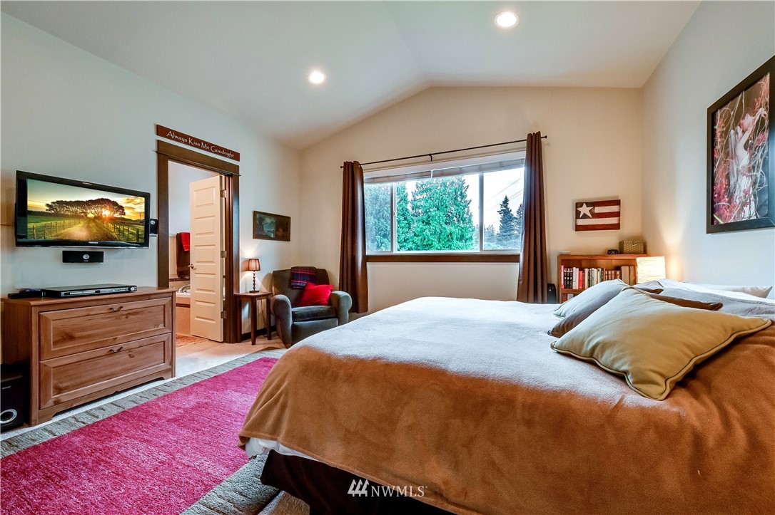 610 197th Street Southeast Bothell, WA 98012 - Photo 13 of 25