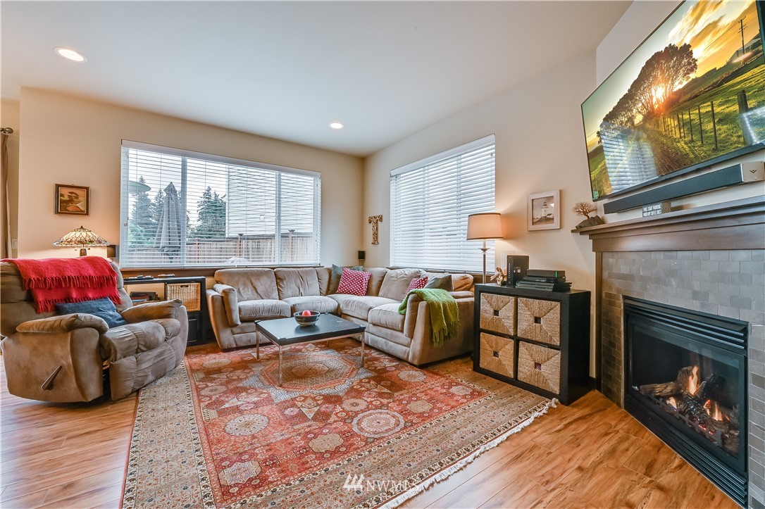 610 197th Street Southeast Bothell, WA 98012 - Photo 4 of 25