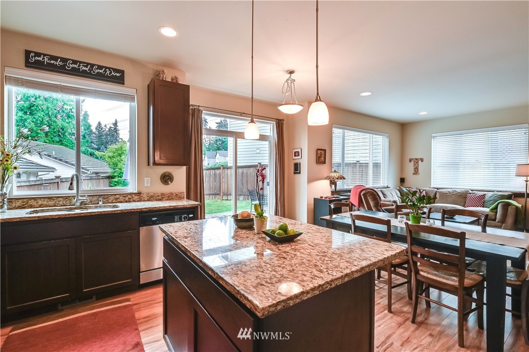 610 197th Street Southeast Bothell, WA 98012 - Photo 8 of 25