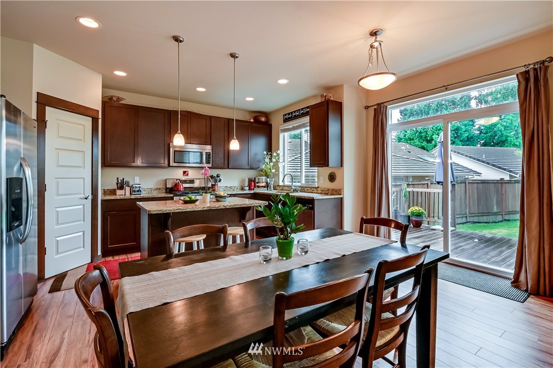 610 197th Street Southeast Bothell, WA 98012 - Photo 9 of 25