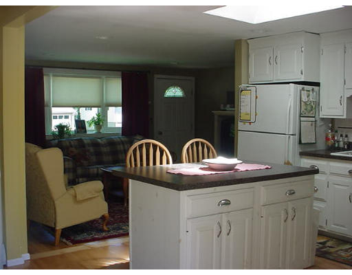 22 Burnham Road Lowell, MA 01852 - Photo 7 of 7 Gallery Image 7