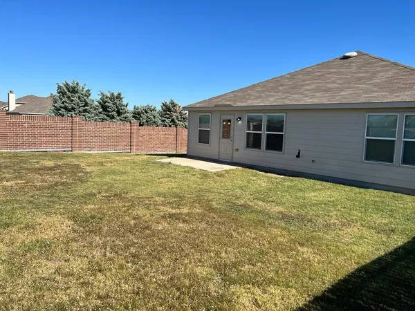 $1,950 | 227 Citrus Drive, Fate, TX 75087