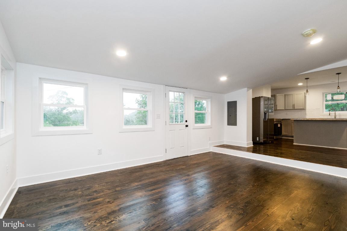 13184 Rixeyville Road Culpeper, VA 22701 - Photo 3 of 34 Gallery Image 3