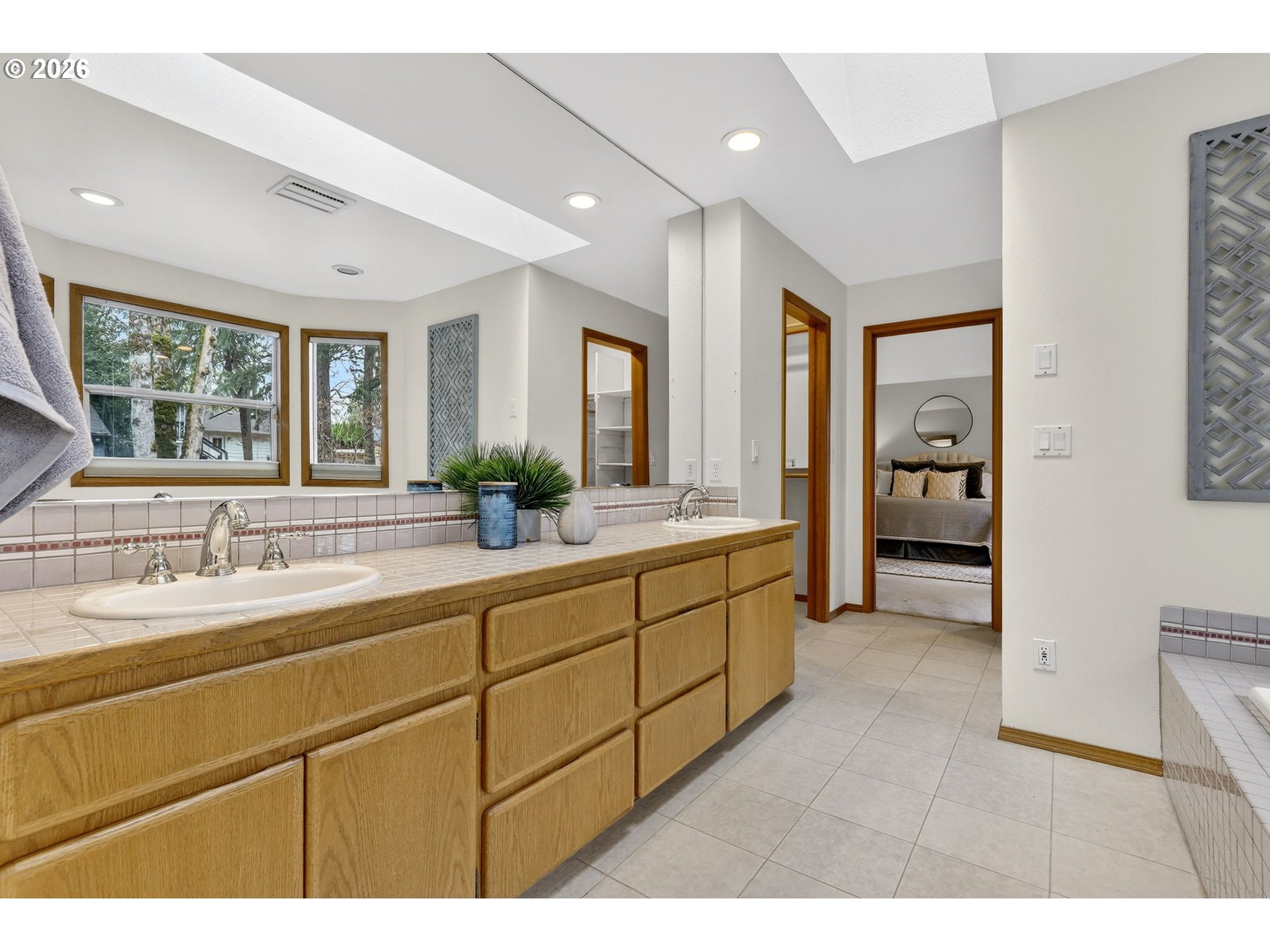 5778 Southeast McNary Road Milwaukie, OR 97267 - Photo 34 of 46