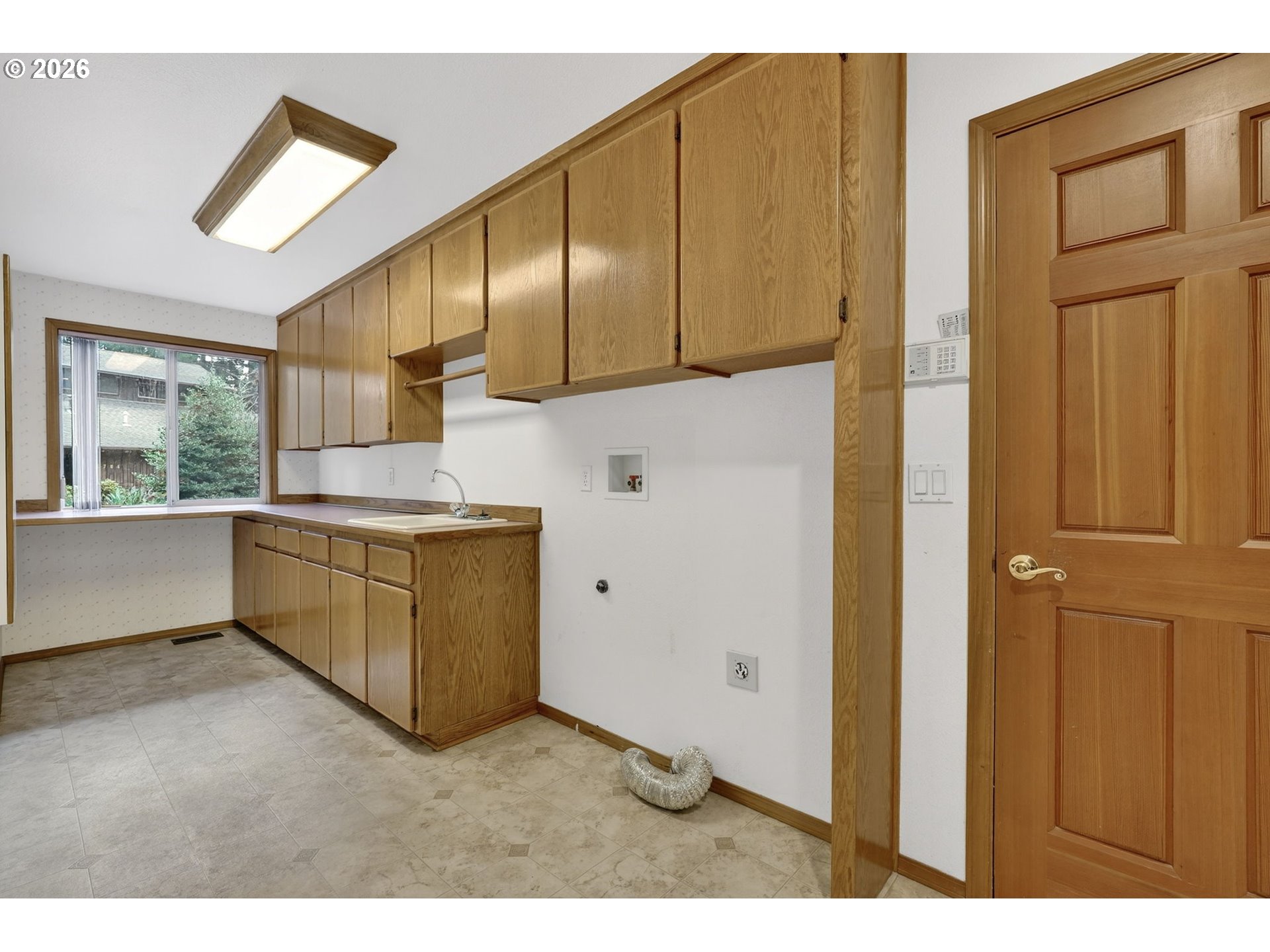 5778 Southeast McNary Road Milwaukie, OR 97267 - Photo 41 of 46