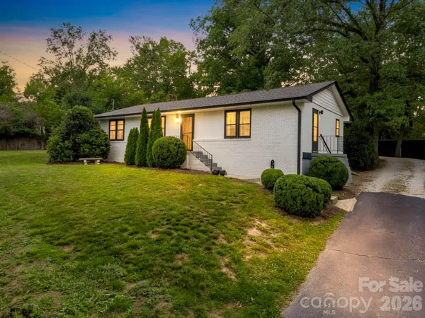 $349,000 | 16 Main Street, Asheville, NC 28803