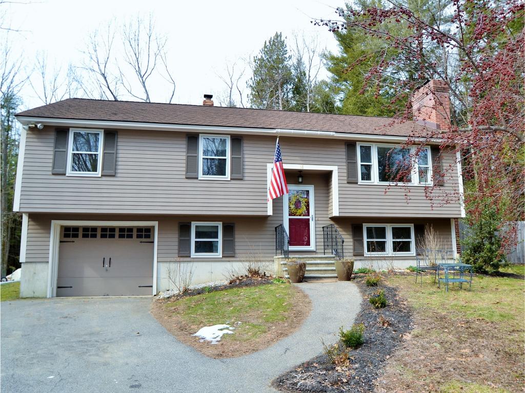 18 Cross Road Sandown, NH 03873 - Photo 1 of 34