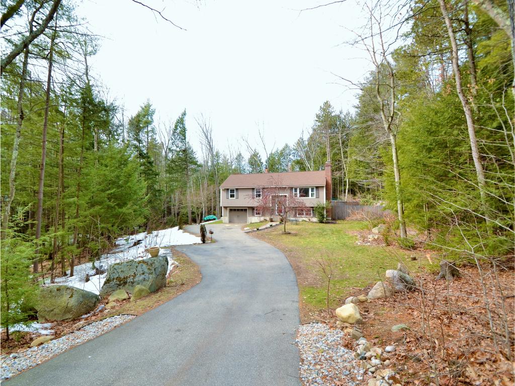18 Cross Road Sandown, NH 03873 - Photo 2 of 34