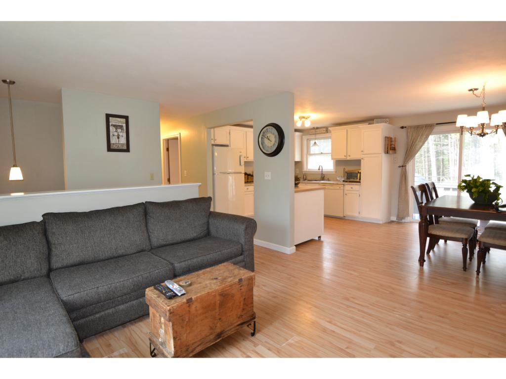 18 Cross Road Sandown, NH 03873 - Photo 11 of 34