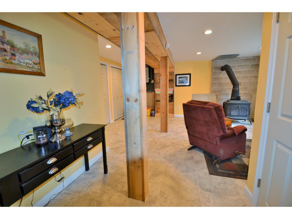 18 Cross Road Sandown, NH 03873 - Photo 20 of 34