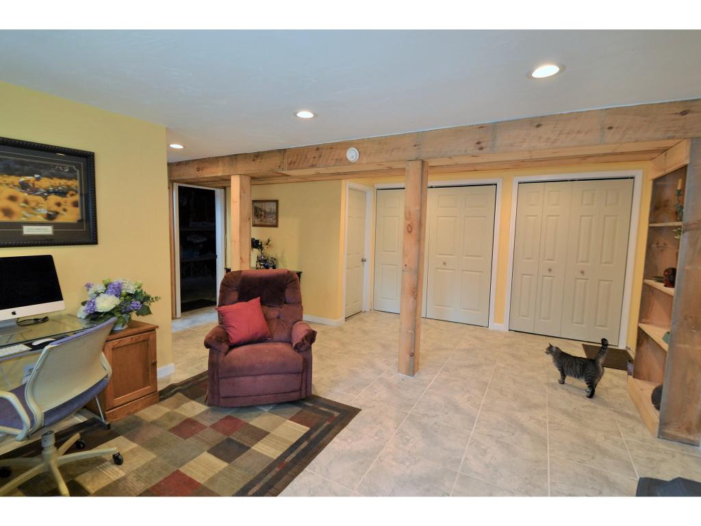 18 Cross Road Sandown, NH 03873 - Photo 22 of 34