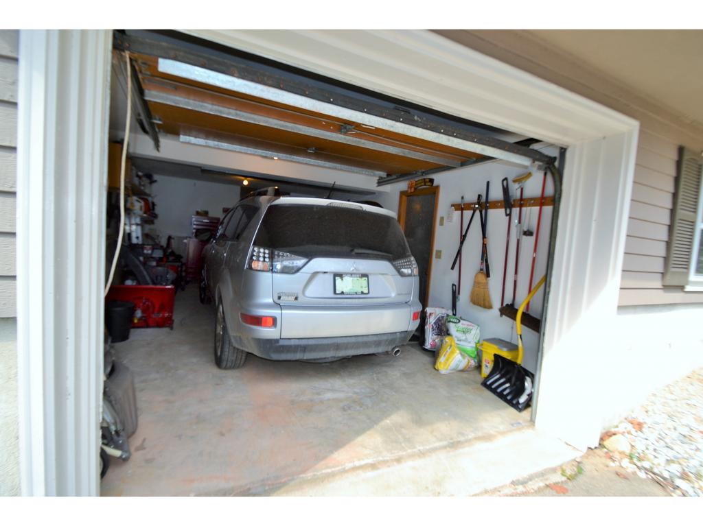18 Cross Road Sandown, NH 03873 - Photo 26 of 34