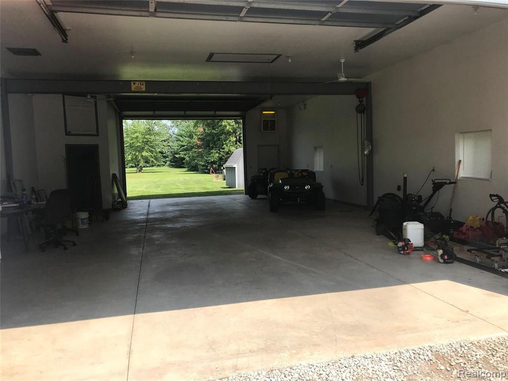 2384 West Labo Road Carleton, MI 48117 - Photo 19 of 63