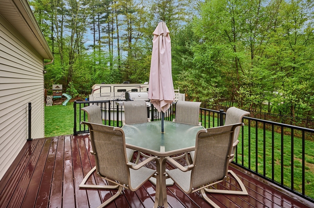 42 Coleman Road Southampton, MA 01073 - Photo 13 of 31 Gallery Image 13