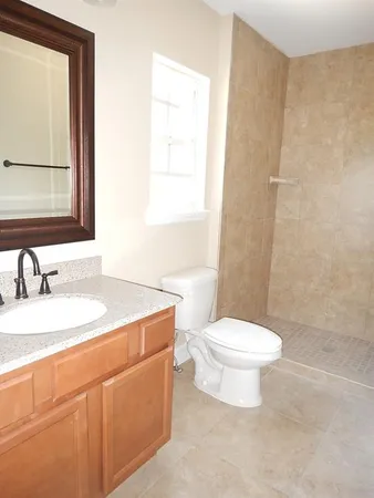 $1,950 | 453 West Desoto Street, Clermont, FL 34711