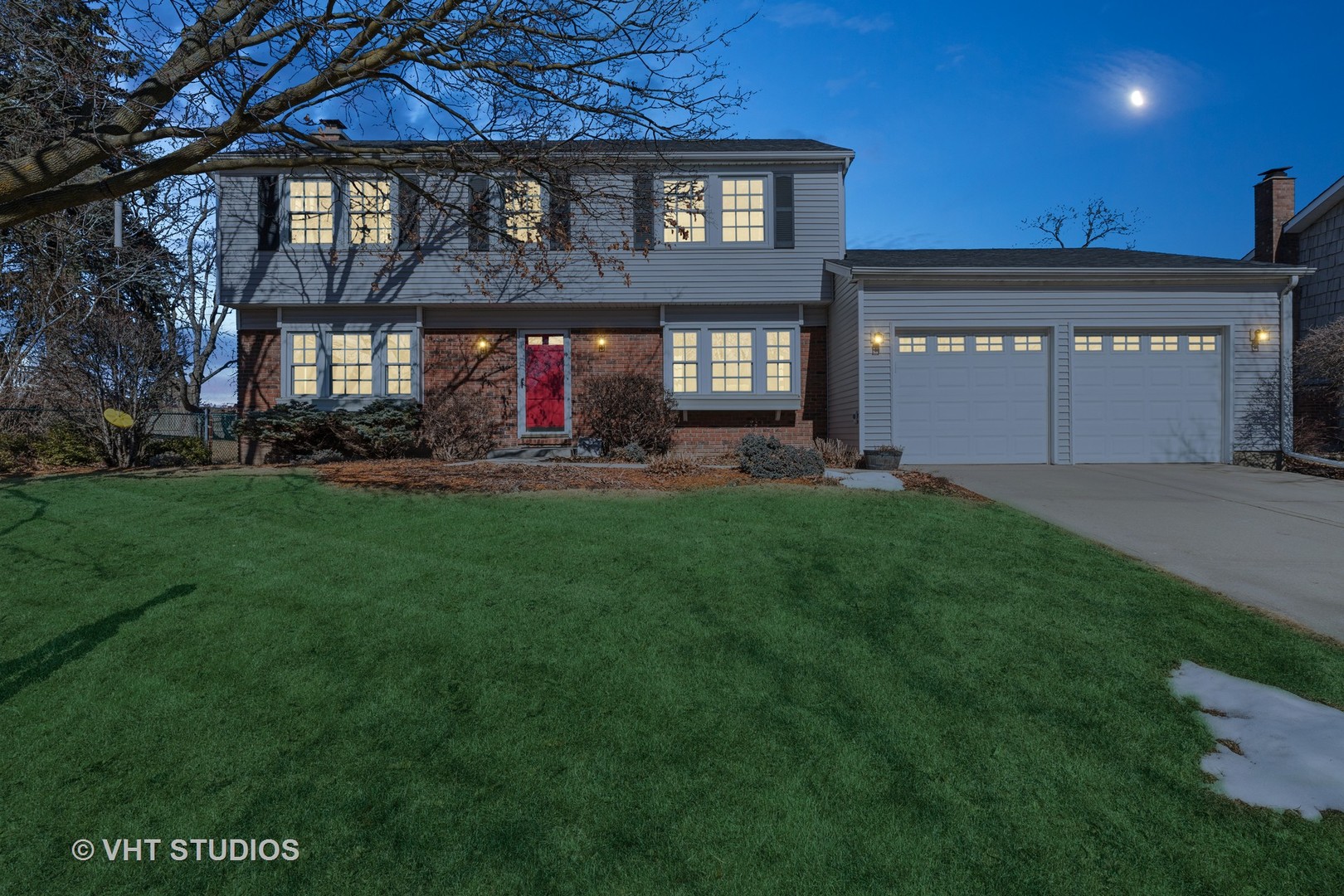 27 Timber Hill Road Buffalo Grove, IL 60089 - Photo 2 of 31