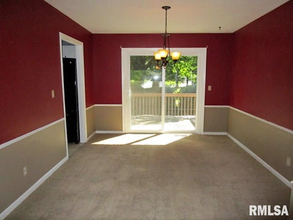 6736 North Post Oak Road Peoria, IL 61615 - Photo 5 of 20 Gallery Image 5