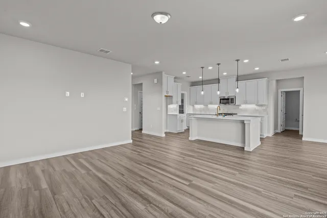 $399,999 | 1520 Upwell Creek, New Braunfels, TX 78130