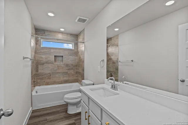 $399,999 | 1520 Upwell Creek, New Braunfels, TX 78130