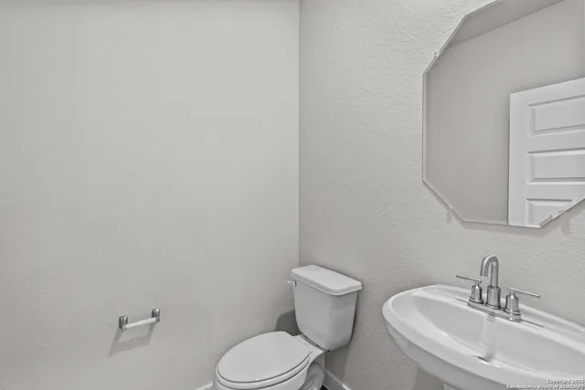 $399,999 | 1520 Upwell Creek, New Braunfels, TX 78130