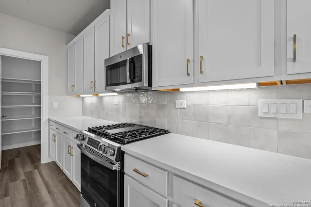 $399,999 | 1520 Upwell Creek, New Braunfels, TX 78130