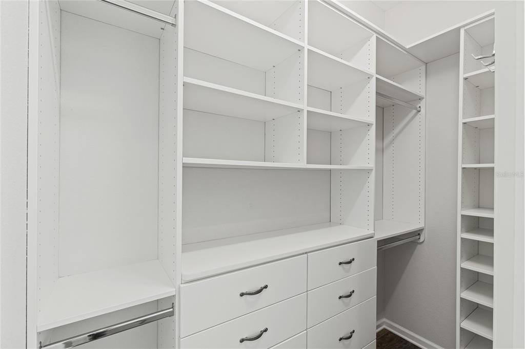 11202 Roz Way Oxford, FL 34484 - Photo 30 of 44 a close view of closet