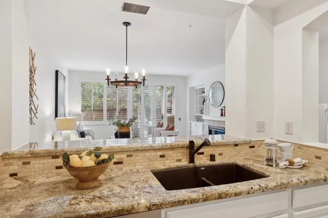 $785,000 | 23158 Canyon Terrace Drive, Castro Valley, CA 94552