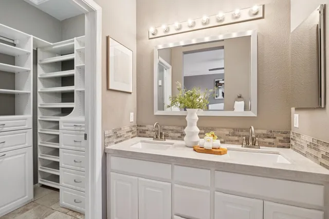 $785,000 | 23158 Canyon Terrace Drive, Castro Valley, CA 94552