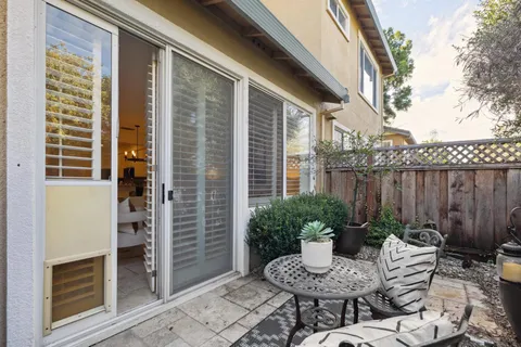$785,000 | 23158 Canyon Terrace Drive, Castro Valley, CA 94552