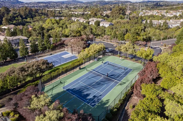 $785,000 | 23158 Canyon Terrace Drive, Castro Valley, CA 94552