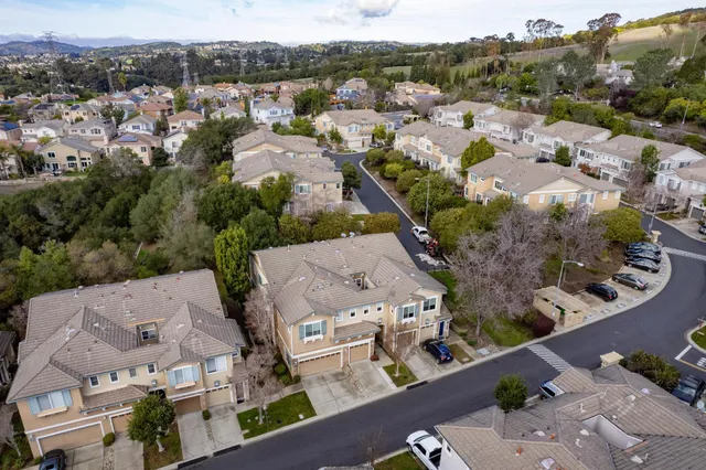 $785,000 | 23158 Canyon Terrace Drive, Castro Valley, CA 94552