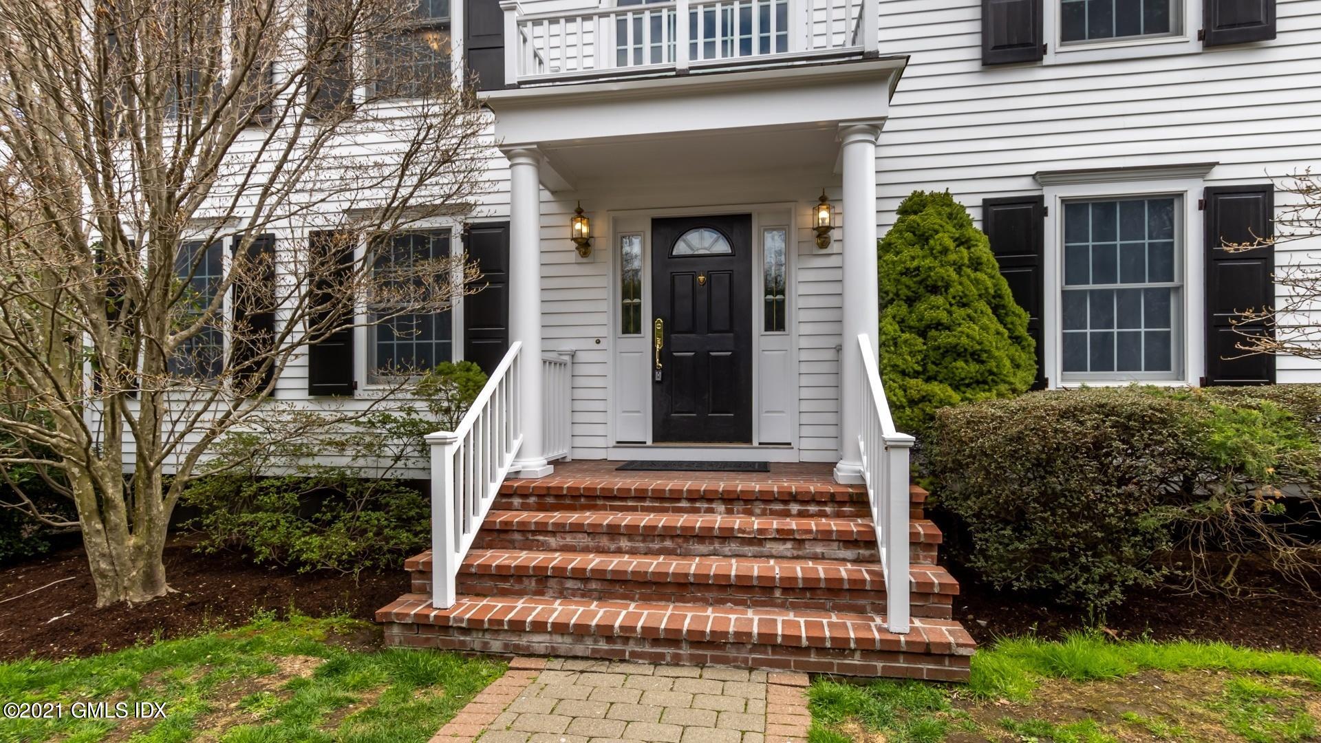 43 Indian Field Road Greenwich, CT 06830 - Photo 4 of 44 item_4