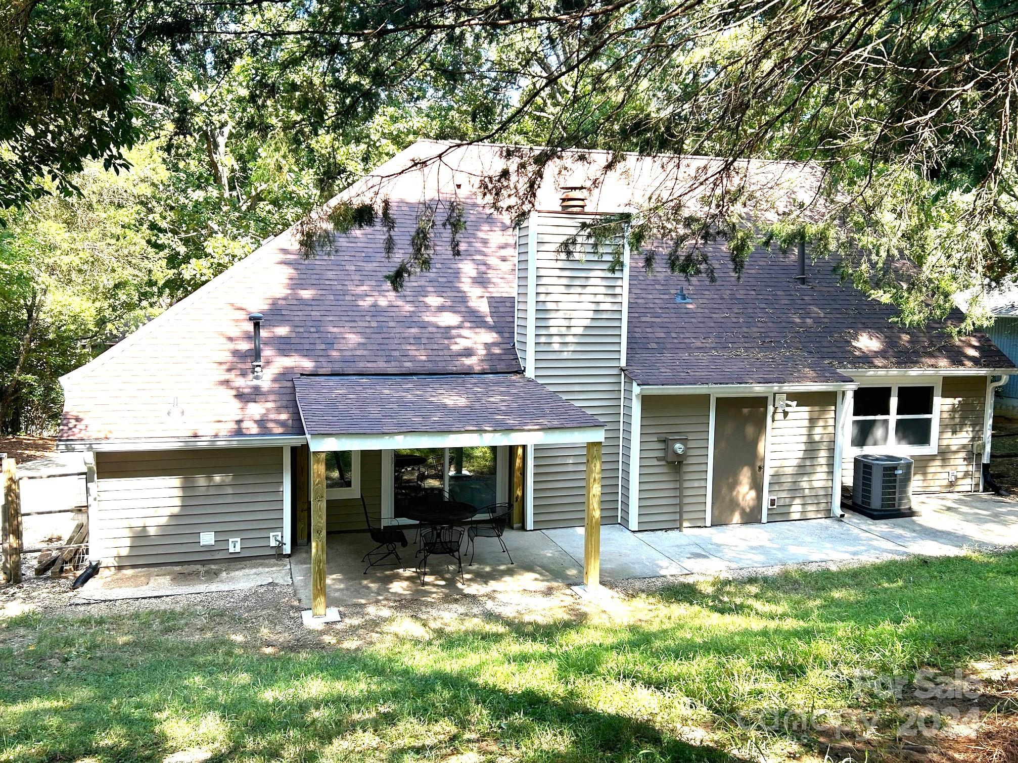 8219 Rittenhouse Circle Charlotte, NC 28270 - Photo 41 of 46 Gallery Image 41