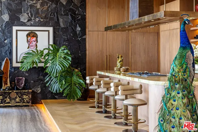 $165,000 | 1851 North Stanley Avenue, Los Angeles, CA 90046