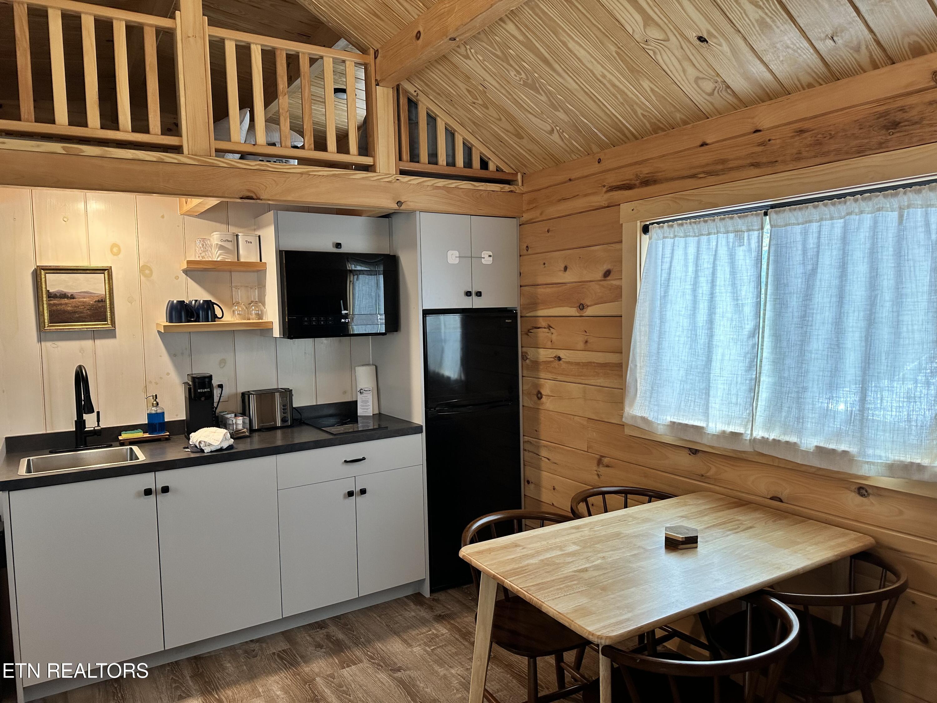 1652 Shady Grove Road Sevierville, TN 37876 - Photo 11 of 24 1652 Shady Grove Rd. pic 1 (3)