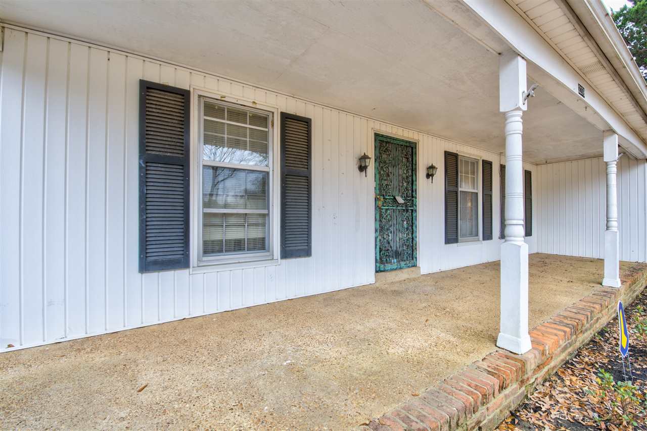 2278 Ridgeland Street Memphis, TN 38119 - Photo 2 of 24 Gallery Image 2