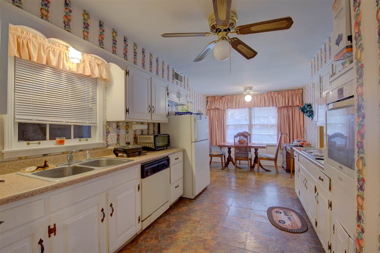 2278 Ridgeland Street Memphis, TN 38119 - Photo 6 of 24 Gallery Image 6