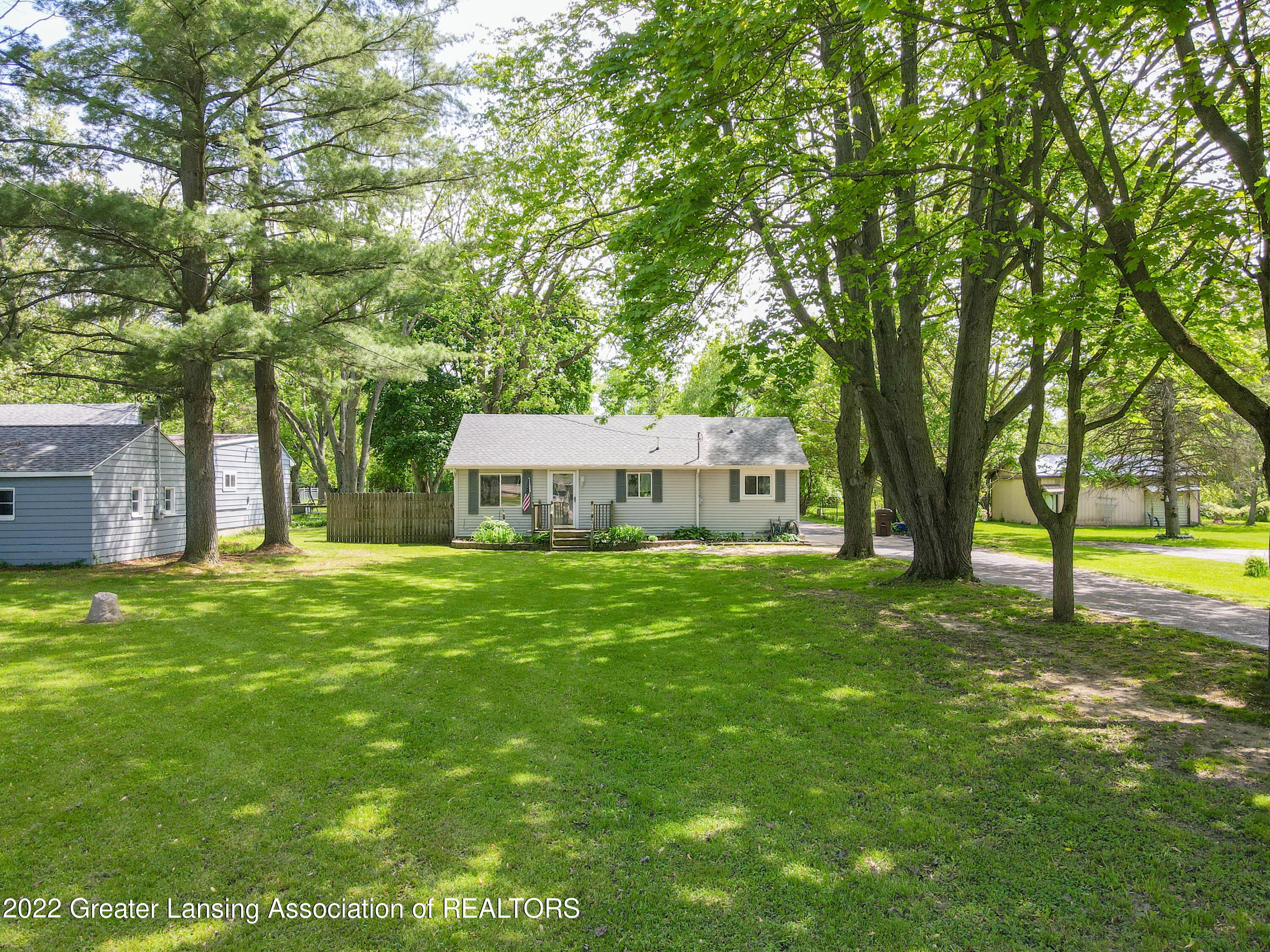 6429 Bishop Road Lansing, MI 48911 - Photo 20 of 31 6429_Bishop_Rd-2
