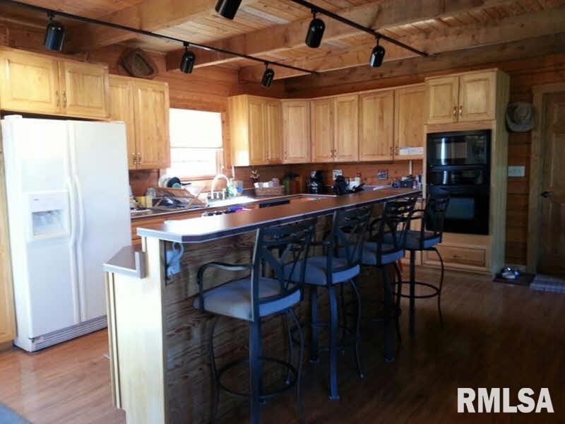 11830 Hafer Road Carterville, IL 62918 - Photo 9 of 16 Gallery Image 9