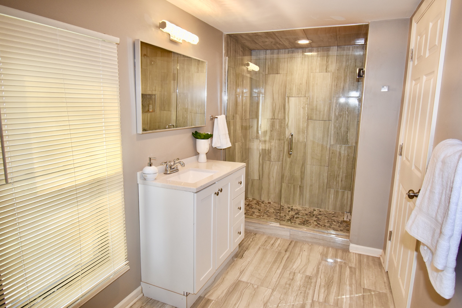 1700 Gideon Avenue Zion, IL 60099 - Photo 19 of 23