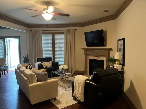 $2,400 | 665 Township Circle, Alpharetta, GA 30004