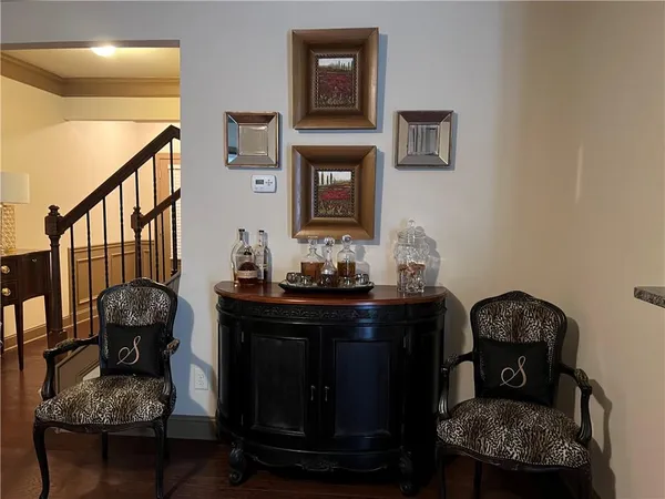 $2,400 | 665 Township Circle, Alpharetta, GA 30004