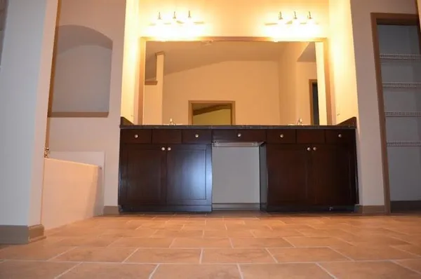 $2,400 | 665 Township Circle, Alpharetta, GA 30004