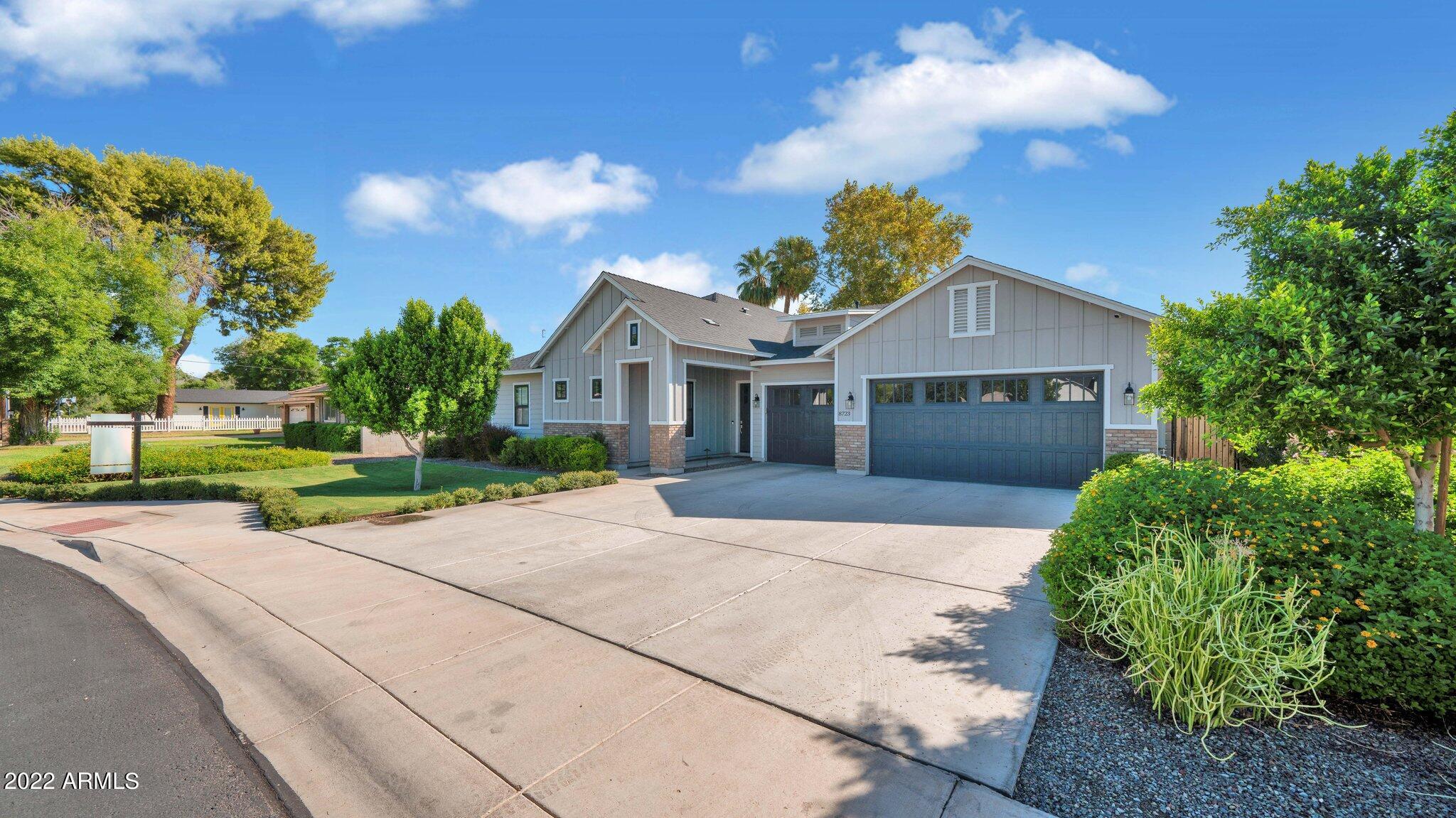 8723 North 9th Avenue Phoenix, AZ 85021 - Photo 20 of 39 Rare 3 car garage