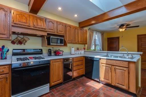 410 Ohio Avenue Rochester, PA 15074 - Photo 5 of 23 This Kitchen Has a nice open flow.