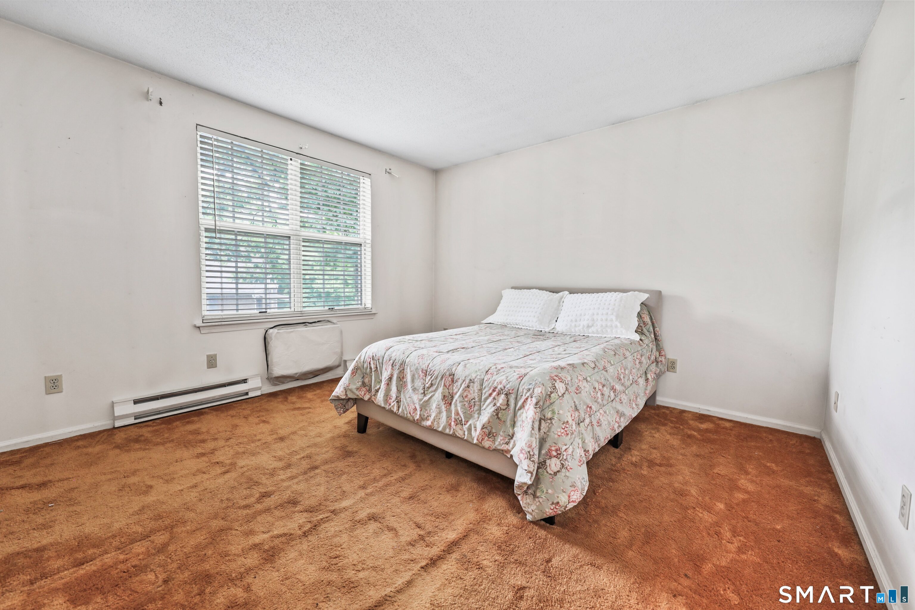 123 Queens Road, Unit 123 Torrington, CT 06790 - Photo 19 of 34 Bedroom 2