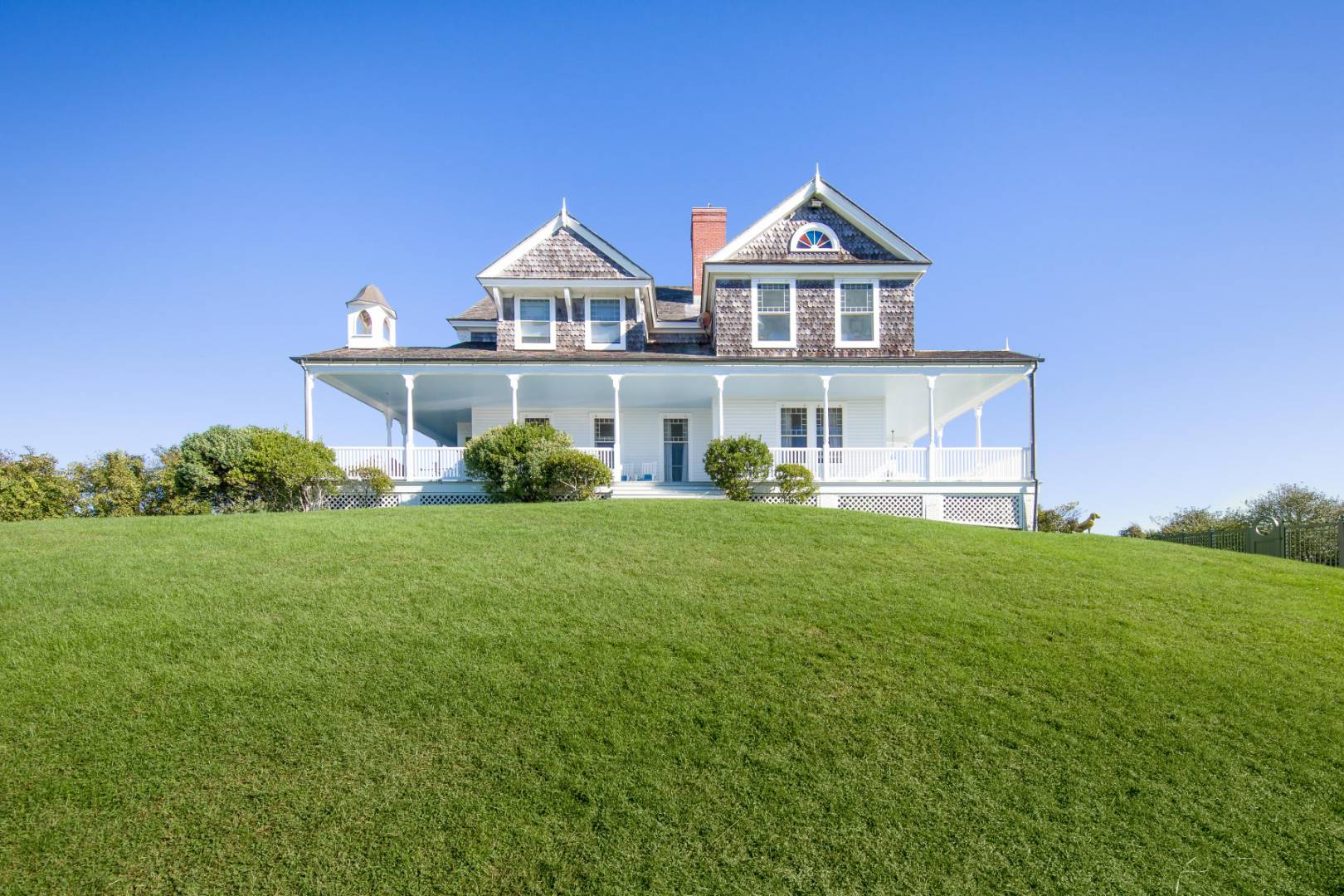 176 Deforest Road Montauk, NY 11954 - Photo 32 of 37 a front view of a house with a yard